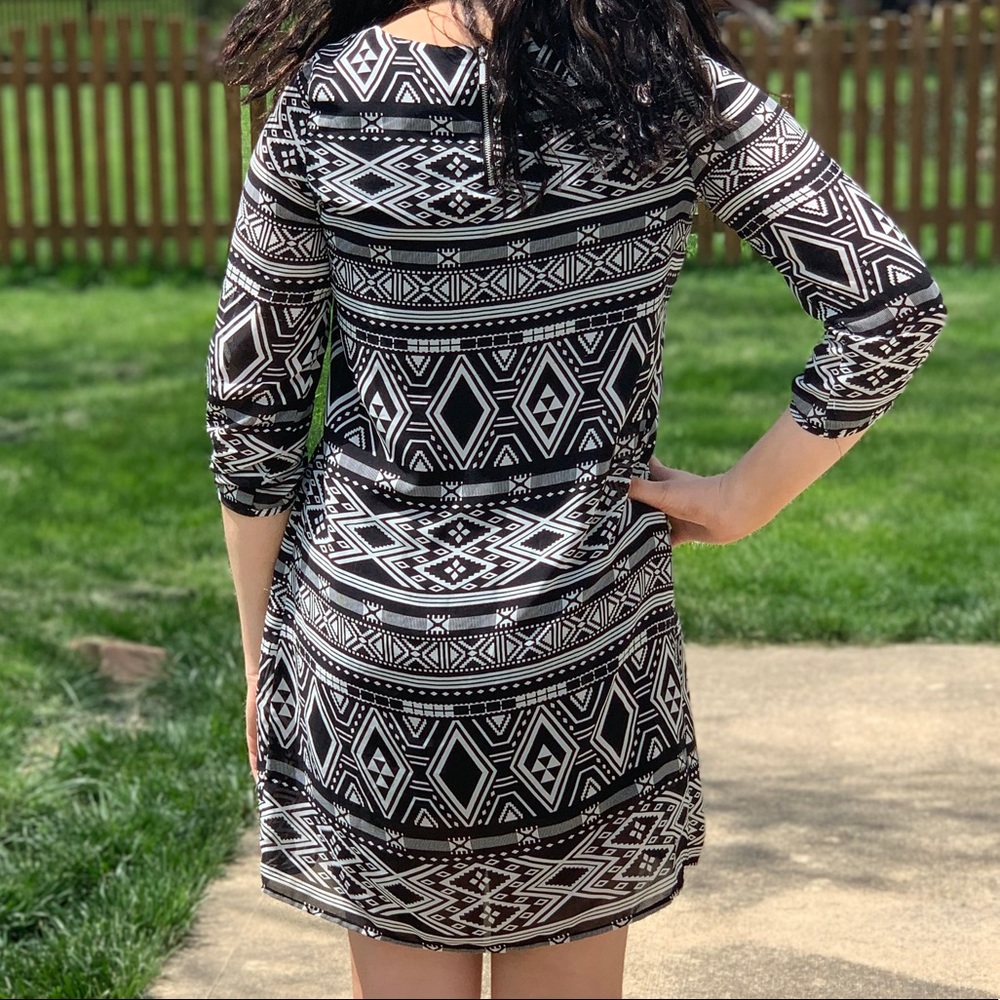 H&M Black Geometric Shape Dress